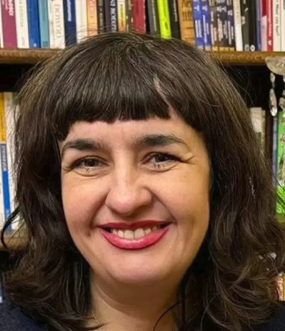 psychoterapeutka par, rodzin i małżeństw, psychoonkolożka, terapeutka EMDR, SE i AWP. Doktor psychologii (PAN), członkini zarządu Fundacji „Twoja Przyszłość”. Pracuje integracyjnie, wspierając osoby w radzeniu sobie z traumą, kryzysami i trudnościami emocjonalnymi.